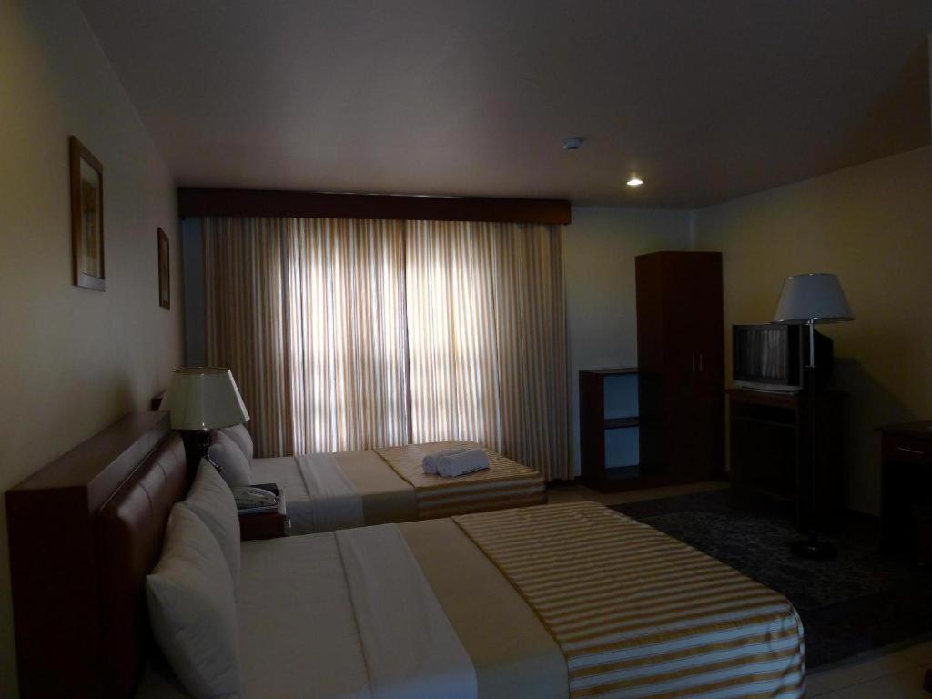Hotel Cosmopolitan Baguio City Extérieur photo