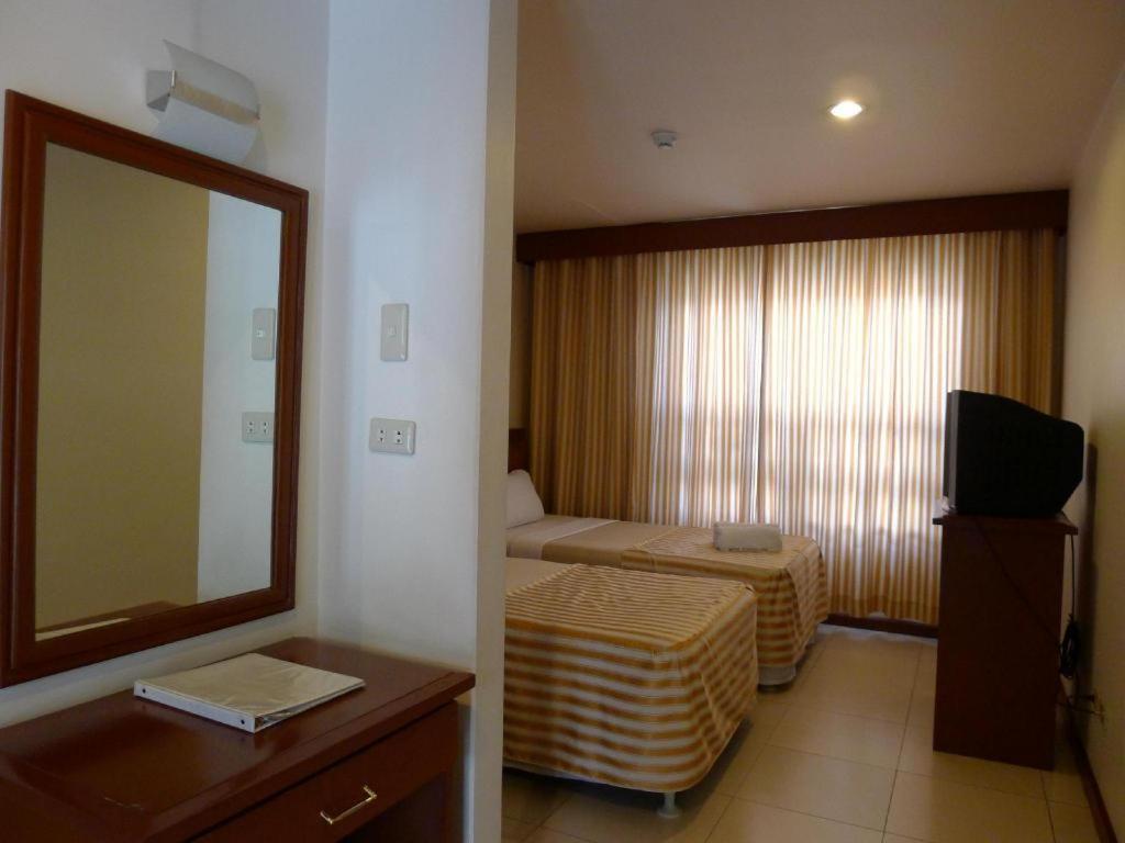 Hotel Cosmopolitan Baguio City Extérieur photo