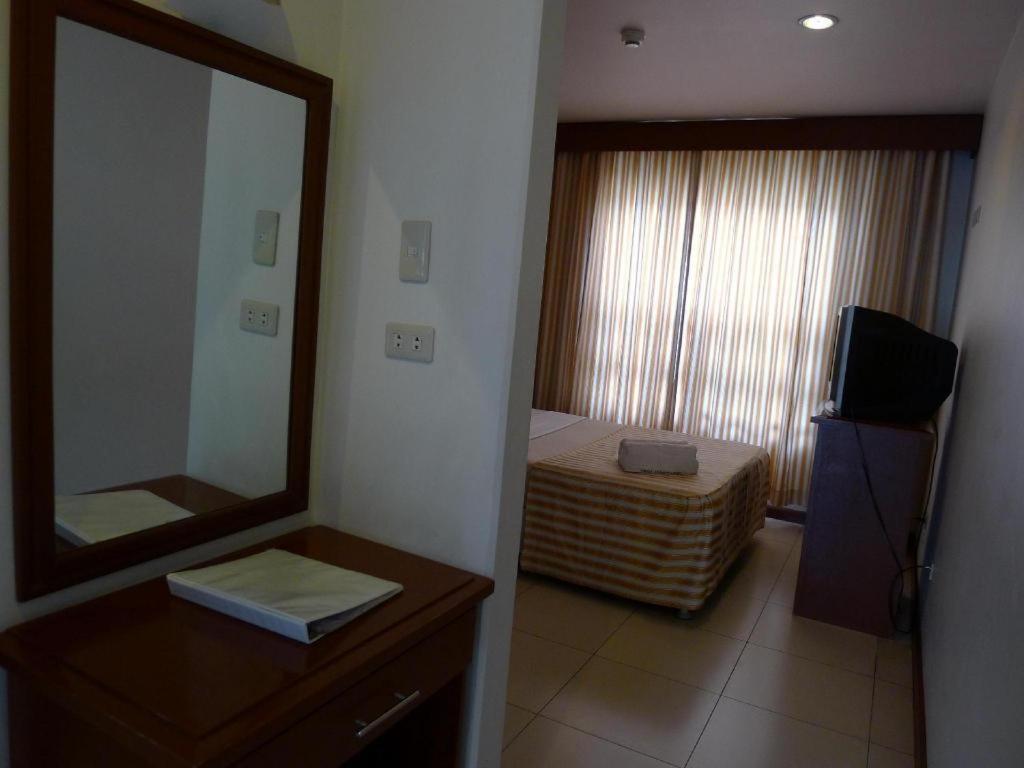 Hotel Cosmopolitan Baguio City Extérieur photo