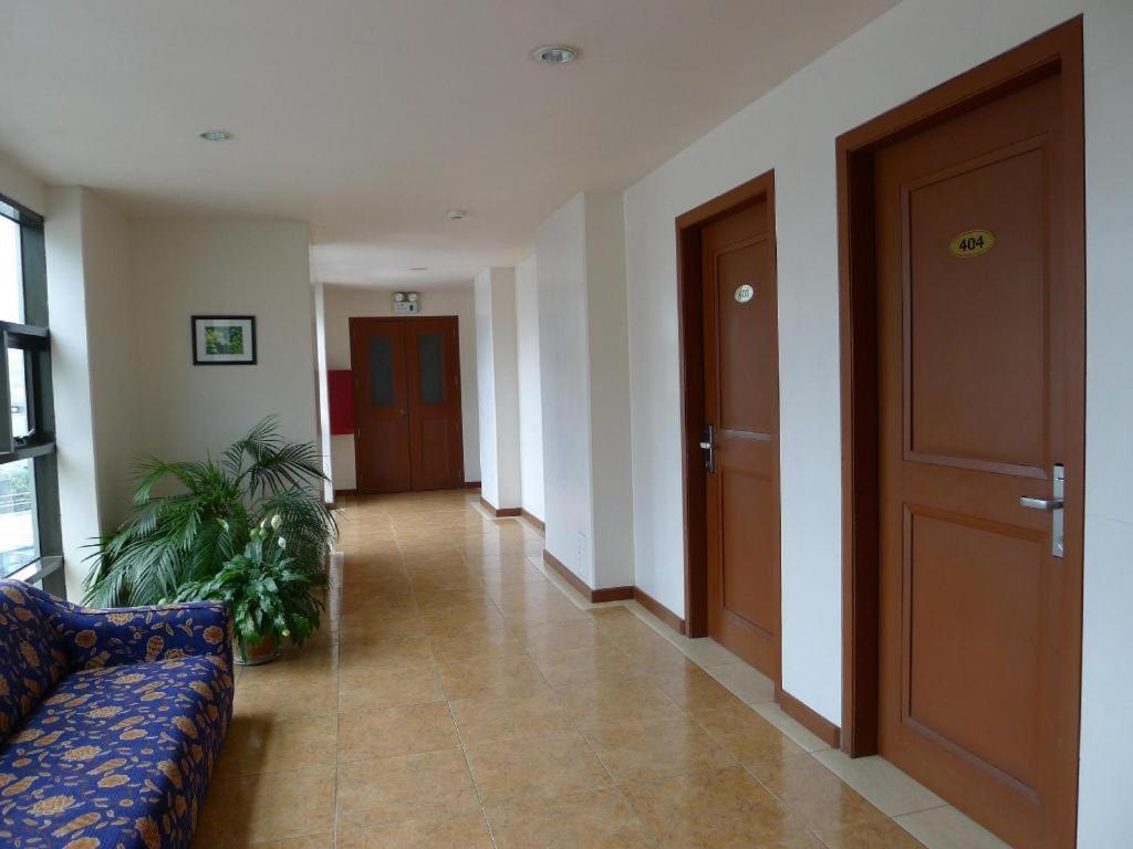 Hotel Cosmopolitan Baguio City Extérieur photo