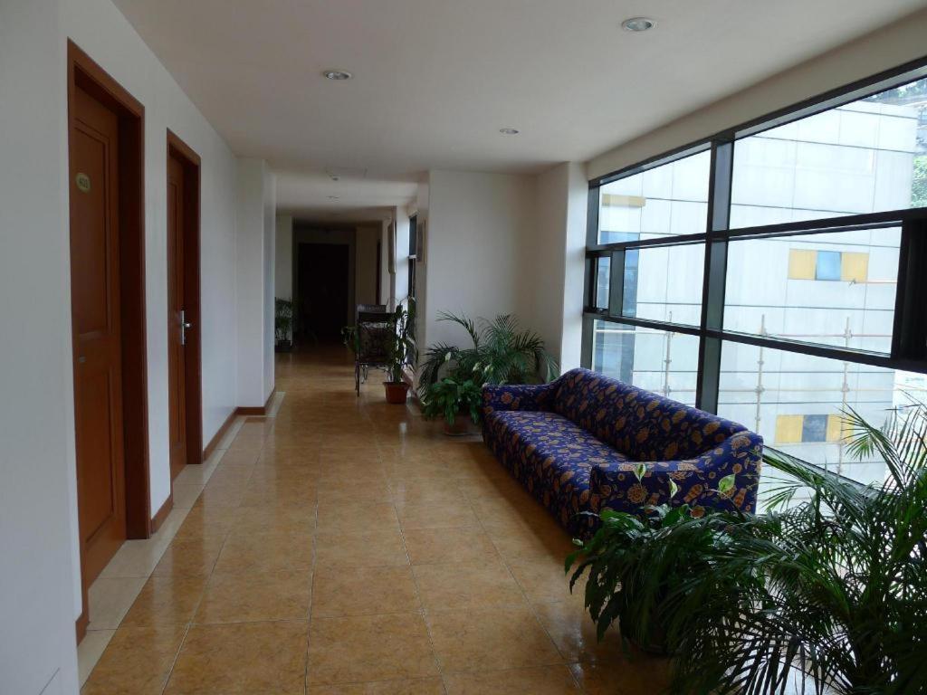 Hotel Cosmopolitan Baguio City Extérieur photo