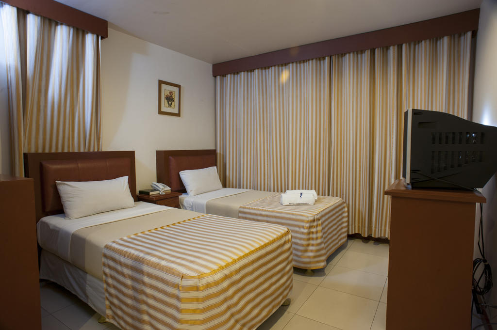 Hotel Cosmopolitan Baguio City Chambre photo